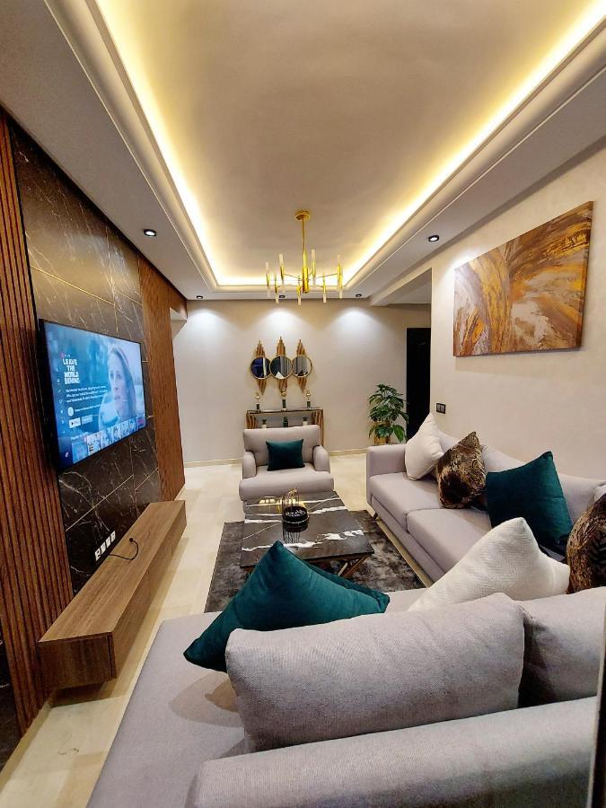 Modern Apartment Opposite The Hassan2 Mosque, Very Well Equipped And Stylish, 85 M2 With Gym And Direct Sea View With Underground Garage , Prohibits Unmarried Couples Of Arab Origin Касабланка Экстерьер фото