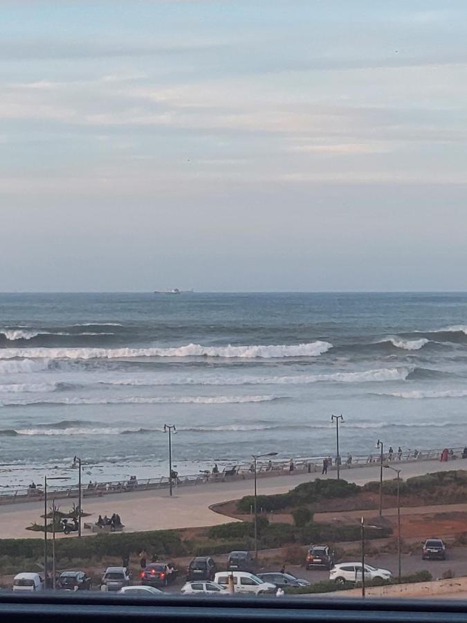 Modern Apartment Opposite The Hassan2 Mosque, Very Well Equipped And Stylish, 85 M2 With Gym And Direct Sea View With Underground Garage , Prohibits Unmarried Couples Of Arab Origin Касабланка Экстерьер фото