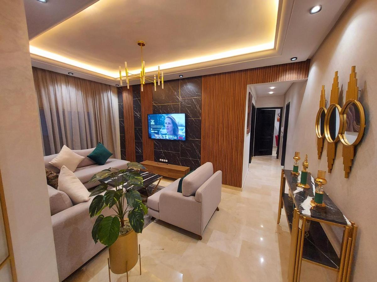 Modern Apartment Opposite The Hassan2 Mosque, Very Well Equipped And Stylish, 85 M2 With Gym And Direct Sea View With Underground Garage , Prohibits Unmarried Couples Of Arab Origin Касабланка Экстерьер фото