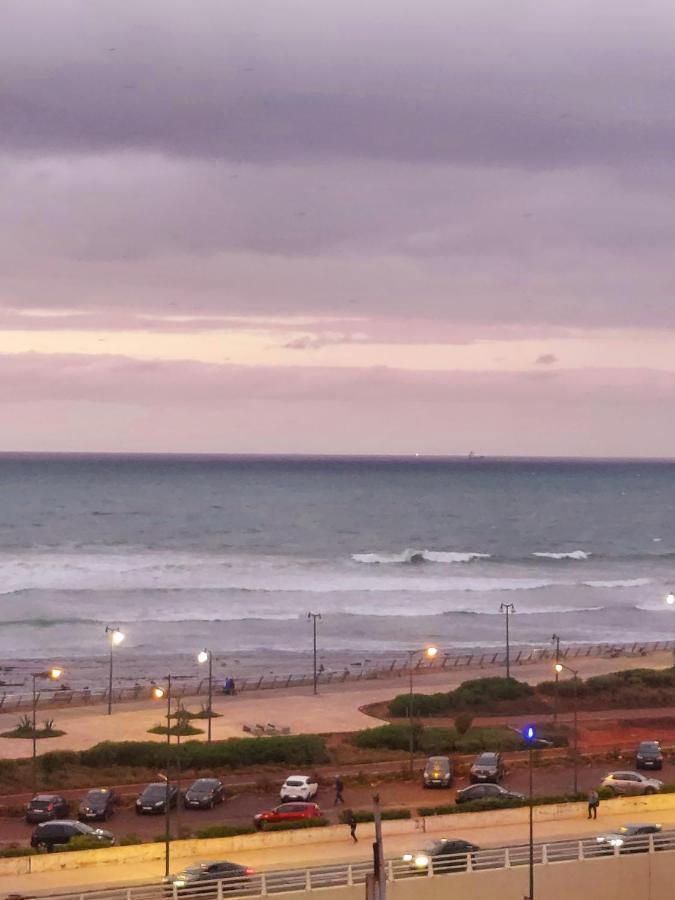Modern Apartment Opposite The Hassan2 Mosque, Very Well Equipped And Stylish, 85 M2 With Gym And Direct Sea View With Underground Garage , Prohibits Unmarried Couples Of Arab Origin Касабланка Экстерьер фото