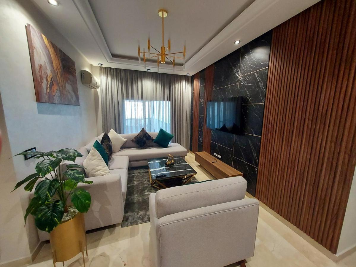 Modern Apartment Opposite The Hassan2 Mosque, Very Well Equipped And Stylish, 85 M2 With Gym And Direct Sea View With Underground Garage , Prohibits Unmarried Couples Of Arab Origin Касабланка Экстерьер фото