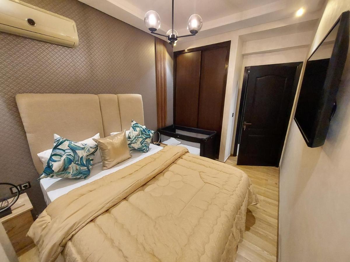 Modern Apartment Opposite The Hassan2 Mosque, Very Well Equipped And Stylish, 85 M2 With Gym And Direct Sea View With Underground Garage , Prohibits Unmarried Couples Of Arab Origin Касабланка Экстерьер фото