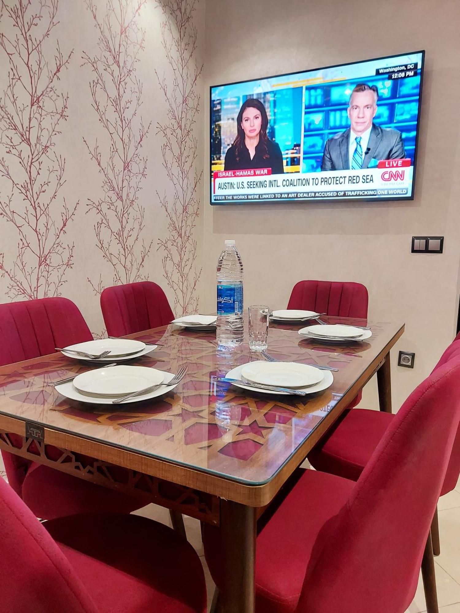 Modern Apartment Opposite The Hassan2 Mosque, Very Well Equipped And Stylish, 85 M2 With Gym And Direct Sea View With Underground Garage , Prohibits Unmarried Couples Of Arab Origin Касабланка Экстерьер фото